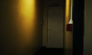 A minimalista gardrób kialakítása kapszulaszettekkel