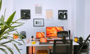 Funkcionális sarok minden lakásban – mini irodák, kuckók