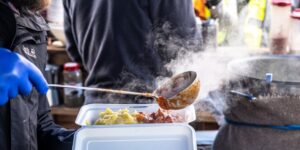 Utcai kaják túlélése – mitől ne kapj gyomorrontást?