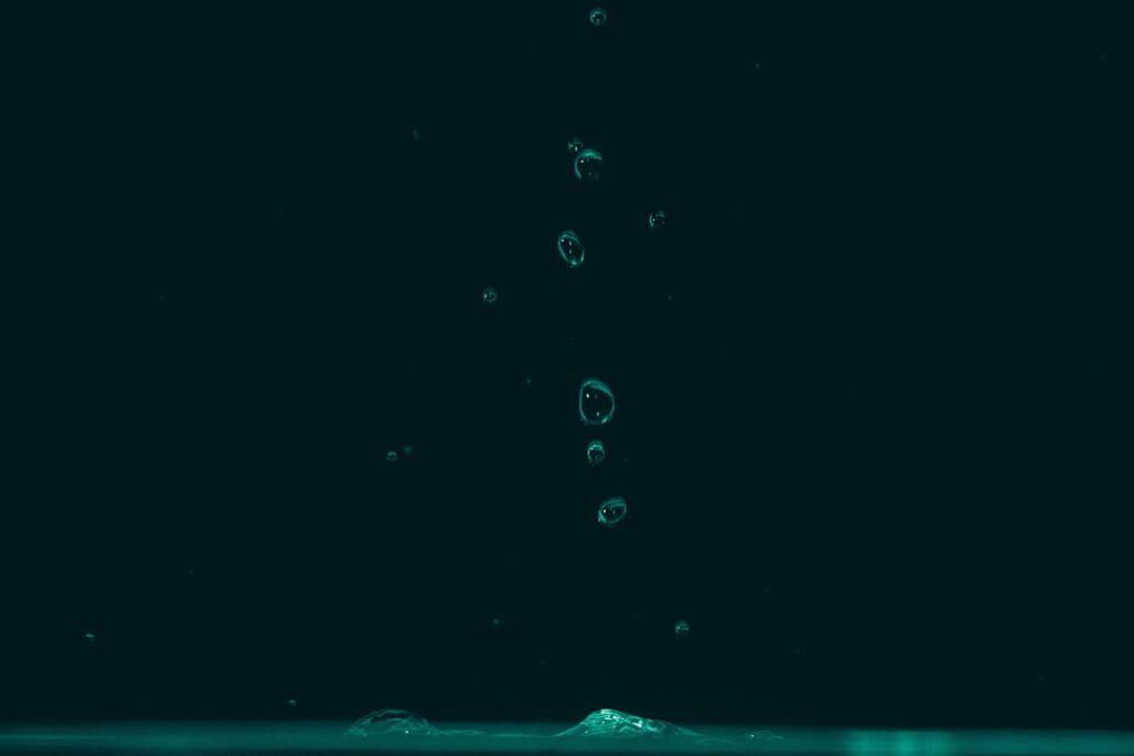 Hogyan válik a kevesebb ruha könnyebbséggé? A tudatos ruhatár forradalma